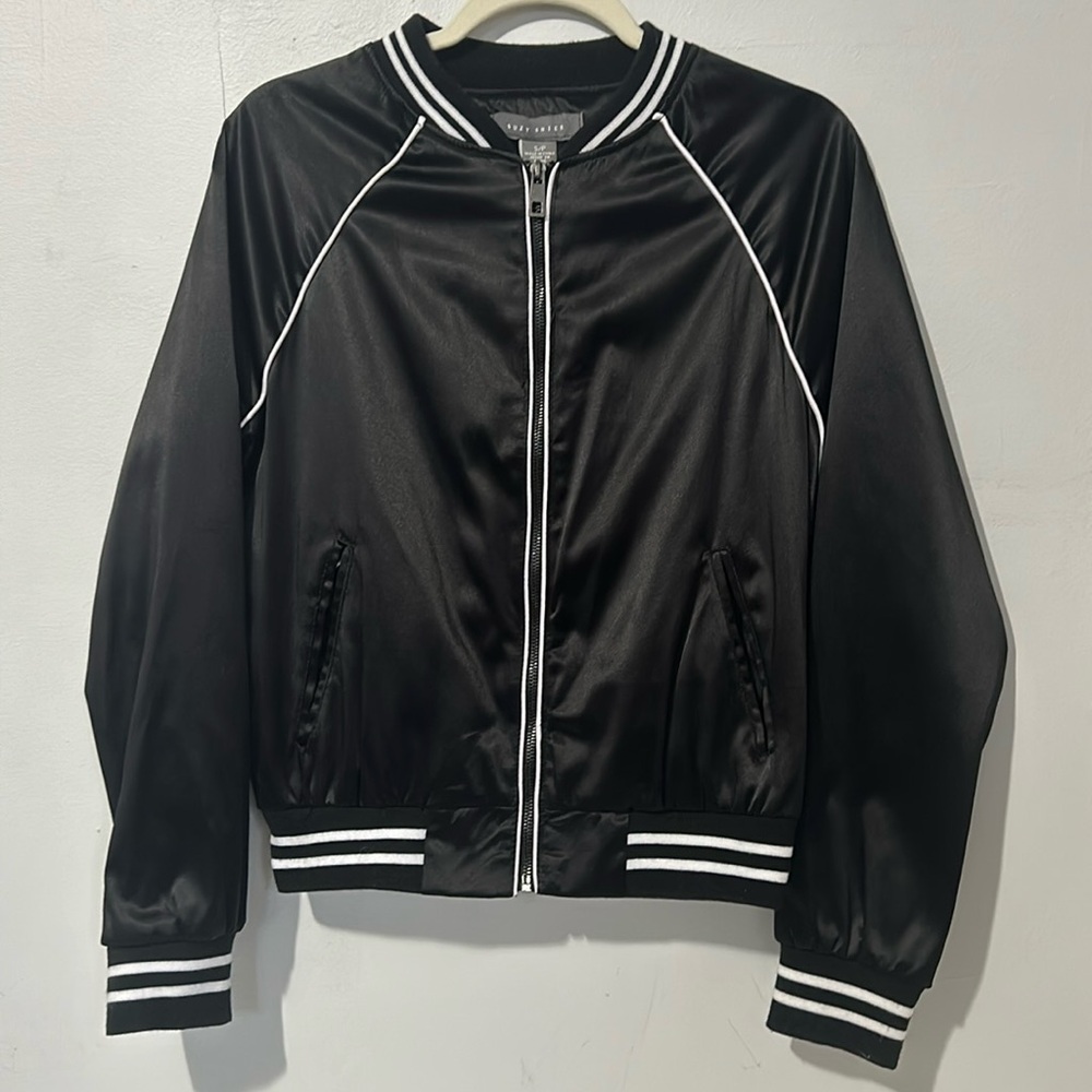 Bomber jacket